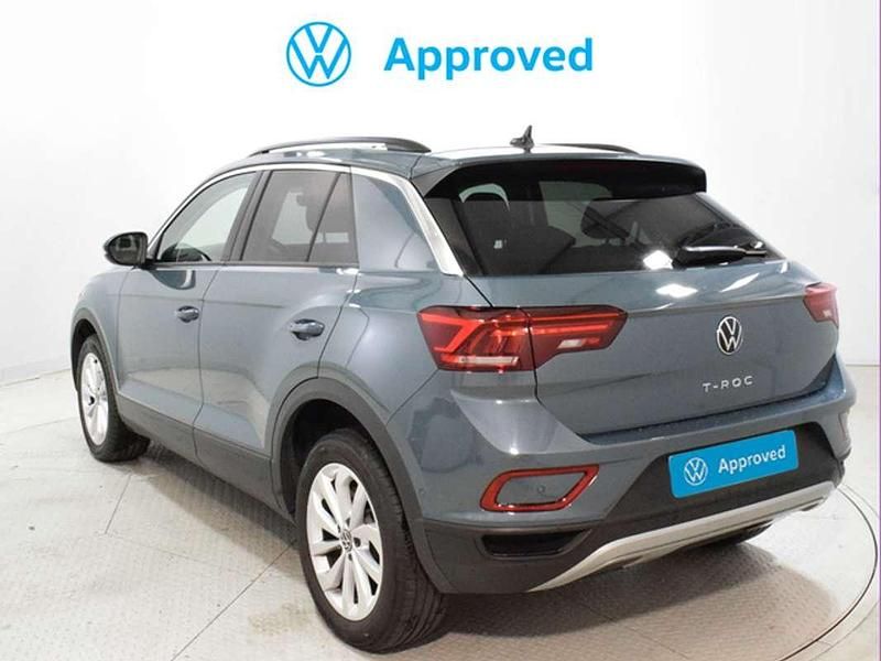 Usado VW T-Roc Life 150 CV (110 kW) 2024 Azul SUV