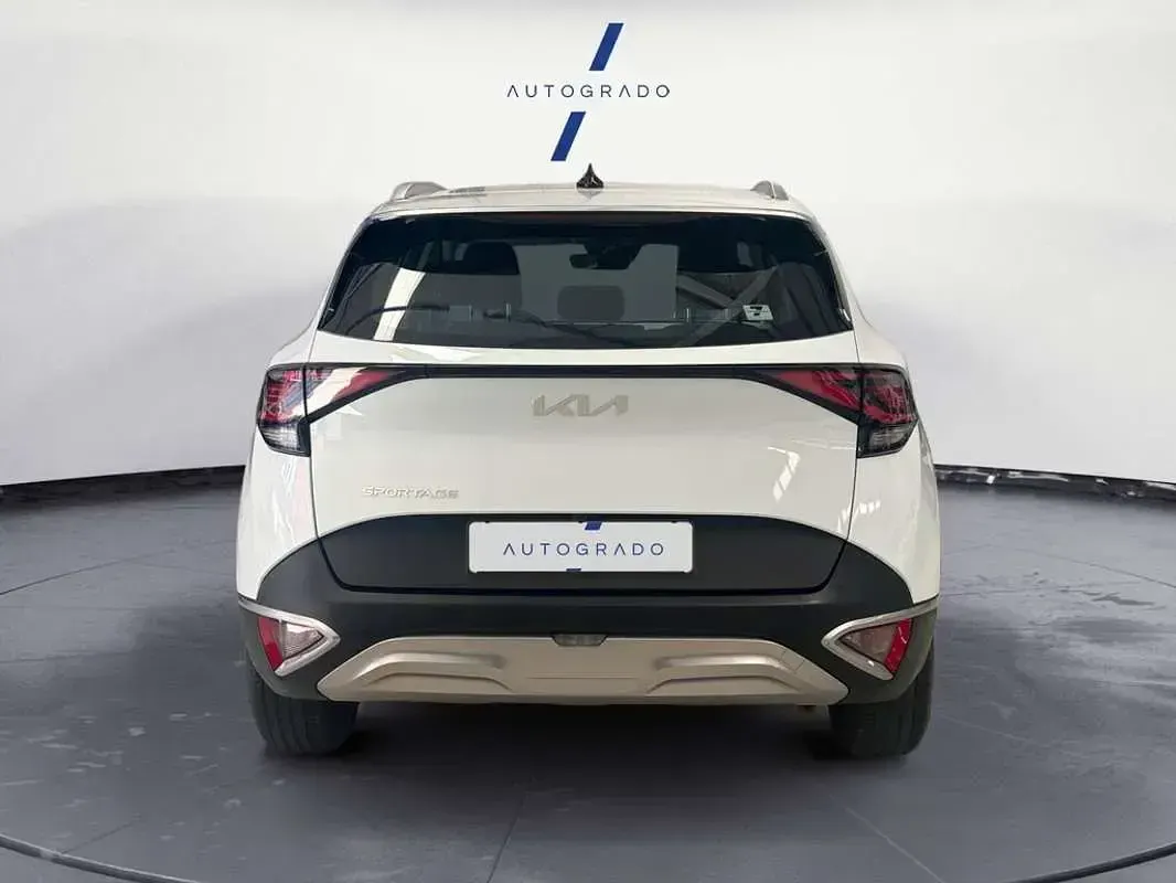 Usado Kia Sportage 152 CV (111 kW) 2022 Blanco SUV