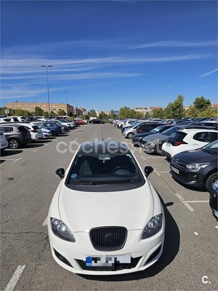 Usado Seat Leon Sport 125 CV (91 kW) 2009 Blanco Berlina