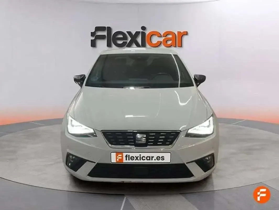 Usado Seat Ibiza XCELLENCE 116 CV (85 kW) 2024 Blanco Utilitario