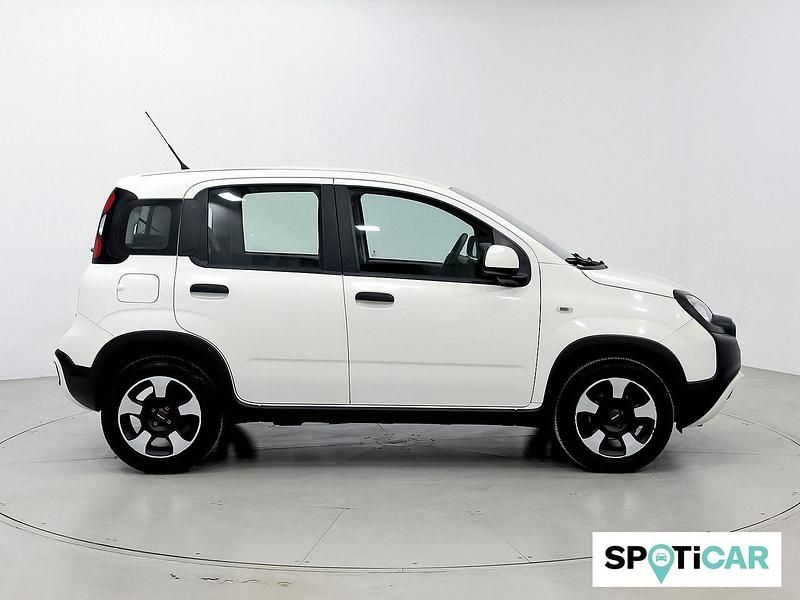 Usado Fiat Panda Cross Cross 70 CV (51 kW) 2023 Blanco Utilitario