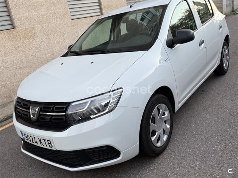 Usado Dacia Sandero Essentiel 73 CV (53 kW) 2019 Blanco Berlina