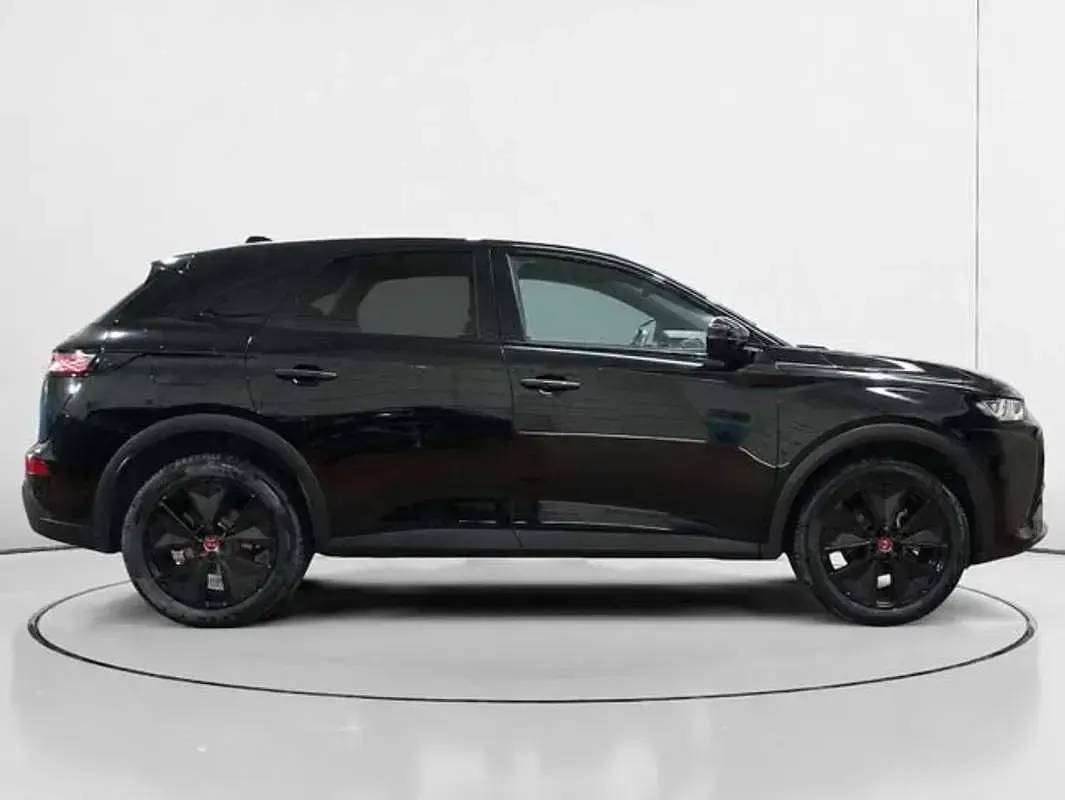 Usado DS Automobiles DS7 Crossback Performance 129 CV (94 kW) 2023 Negro SUV