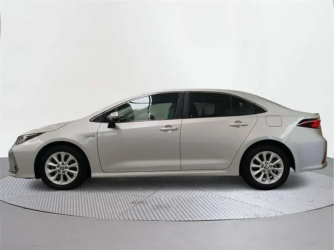Usado Toyota Corolla Active 122 CV (89 kW) 2021 Berlina