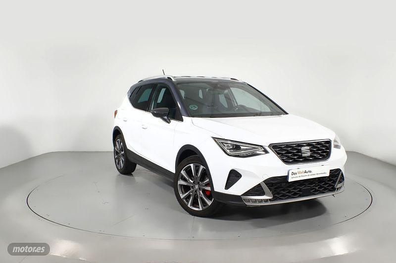 Blanco Usado 2025 Seat Arona FR SUV | 21.900 € (Un poco caro) - Imagen 1/4