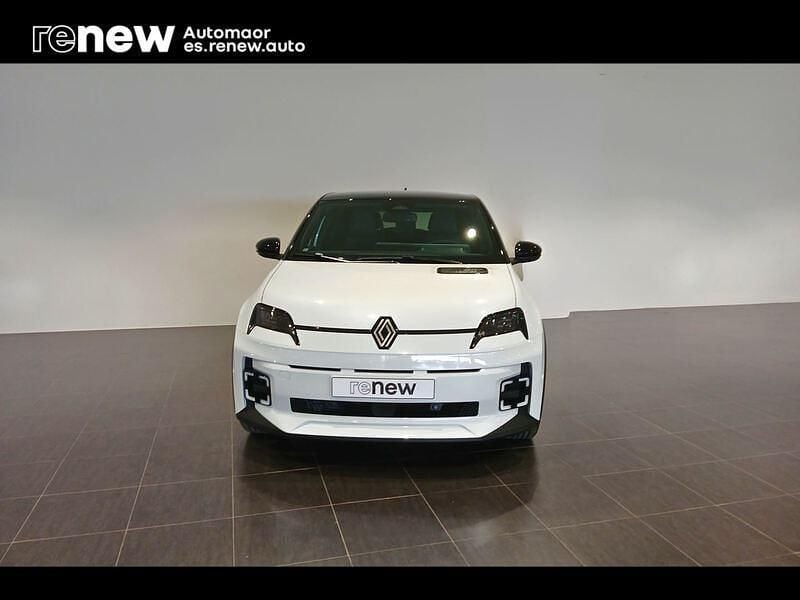 Begagnad Renault R5 Techno 88 kW (120 HK) 2025 Vit Halvkombi