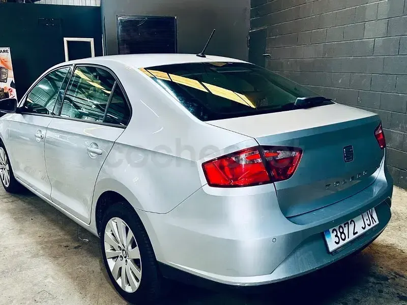 Usado Seat Toledo Style 115 CV (84 kW) 2015 Gris / plata Utilitario