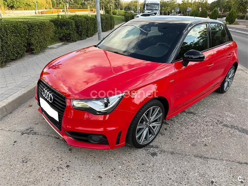 Rojo Usado 2013 Audi A1 Sportback Ambiente Utilitario | 12.000 € (Precio justo) - Imagen 1/4