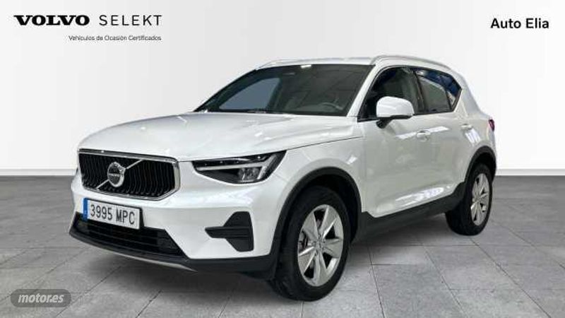 Blanco Usado 2024 Volvo XC40 Core SUV | 36.500 € - Imagen 1/4