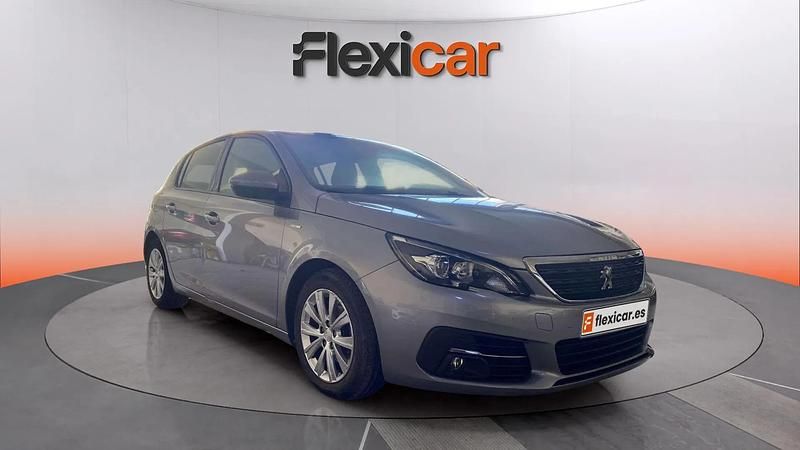 Usado Peugeot 308 Style 131 CV (96 kW) 2020 Gris Utilitario