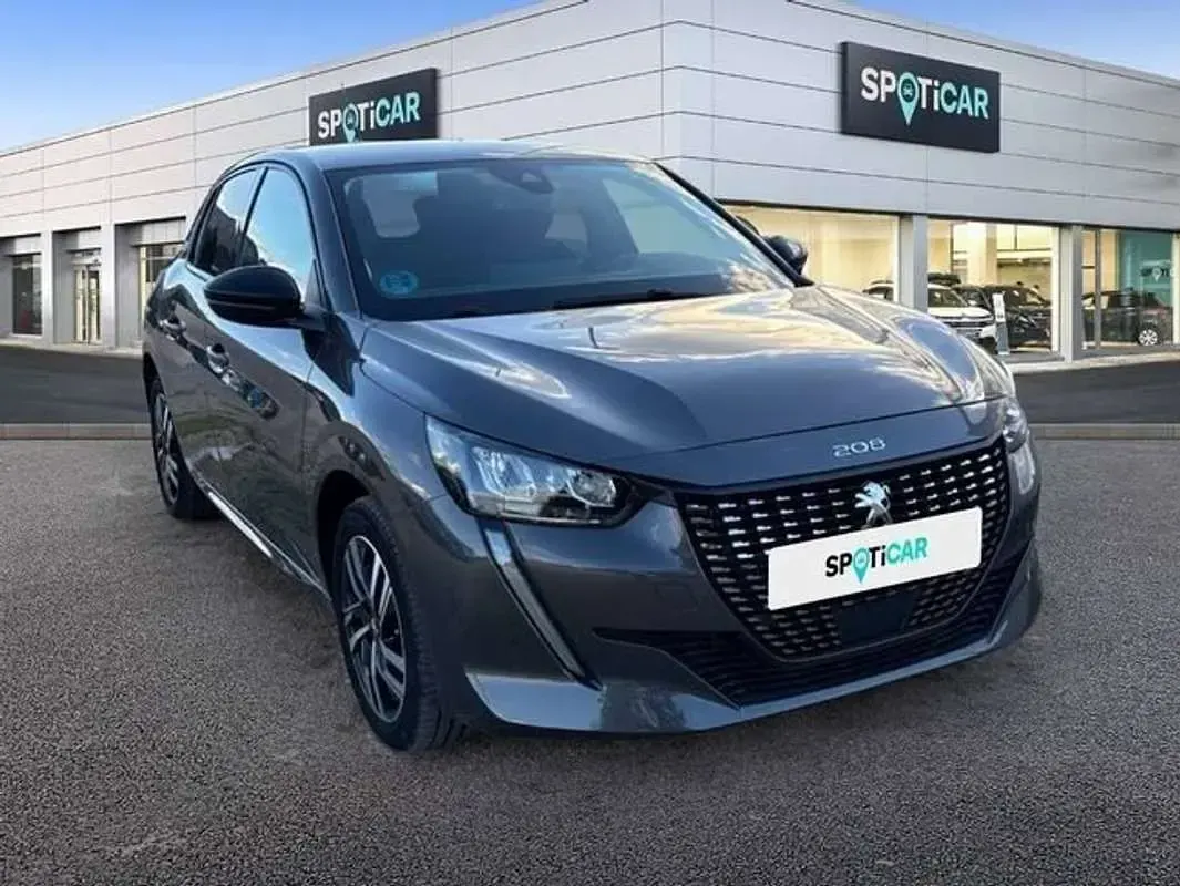 Usado Peugeot 208 Allure 102 CV (75 kW) 2022 Gris Utilitario