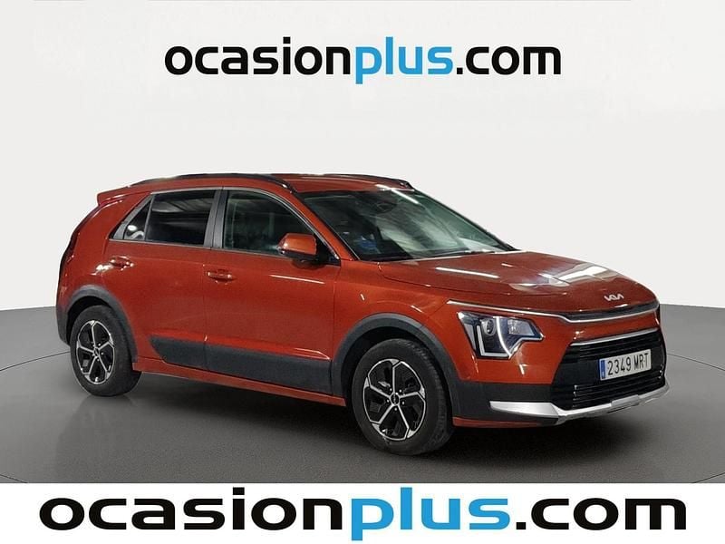 Usado Kia Niro 184 CV (135 kW) 2024 Rojo SUV