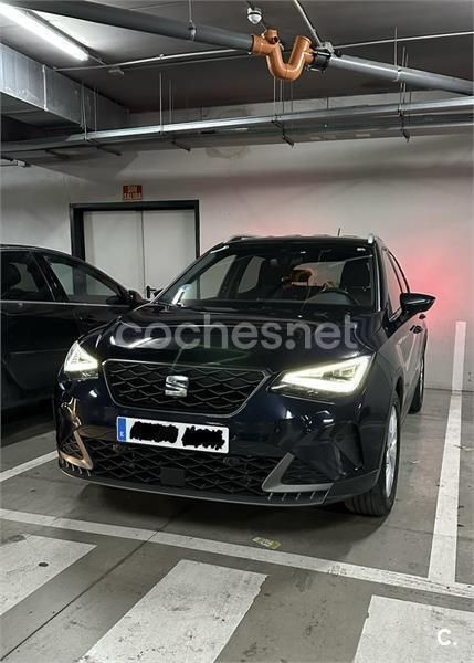 Usado Seat Arona FR 110 CV (80 kW) 2022 Azul SUV
