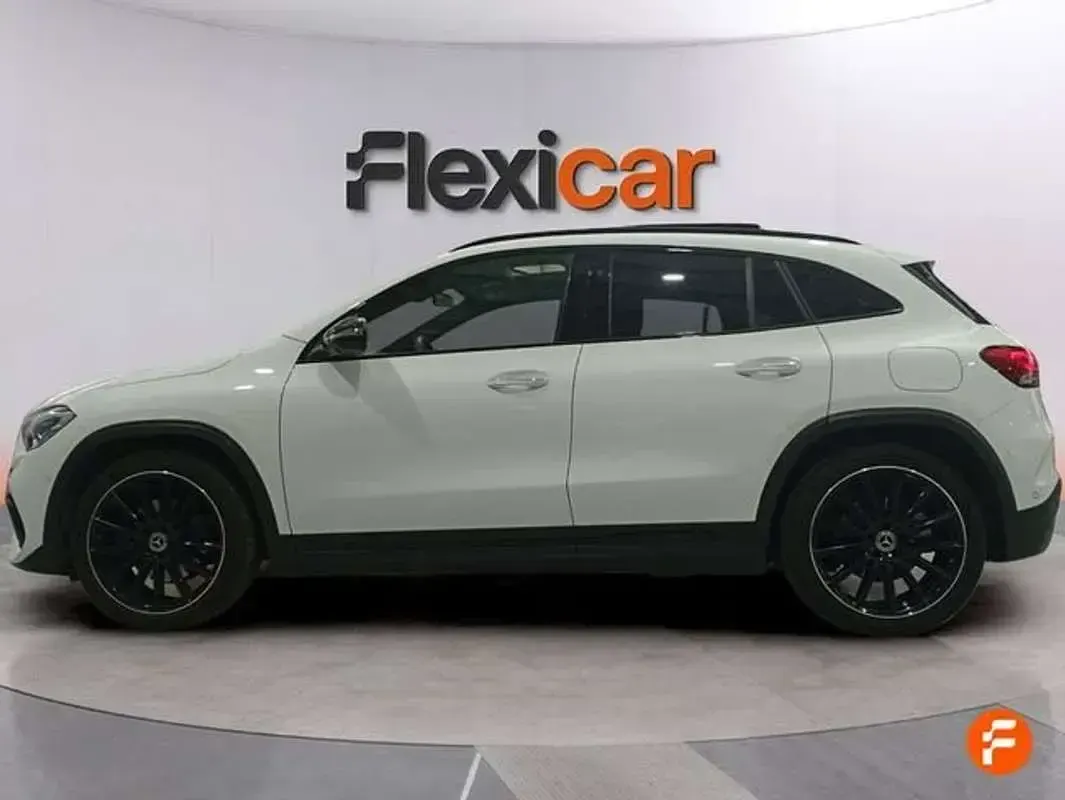 Usado Mercedes GLA220 190 CV (139 kW) 2022 Blanco SUV