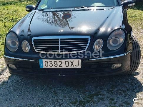 Usado Mercedes E280 Avantgarde 190 CV (139 kW) 2006 Negro Berlina