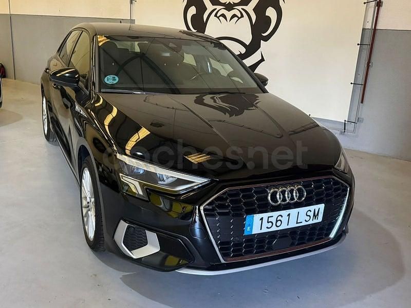Usado Audi A3 116 CV (85 kW) 2021 Negro Berlina