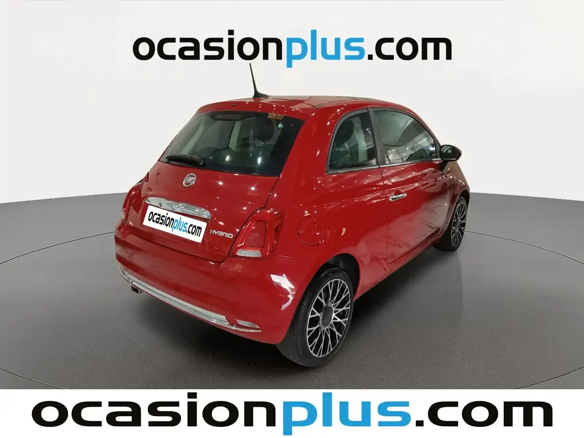 Usado Fiat 500 Dolcevita 71 CV (52 kW) 2024 Rojo Utilitario
