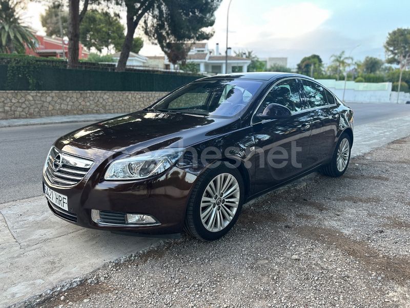 Marrón Usado 2013 Opel Insignia Selective Berlina | 7990 € (Precio justo) - Imagen 1/4