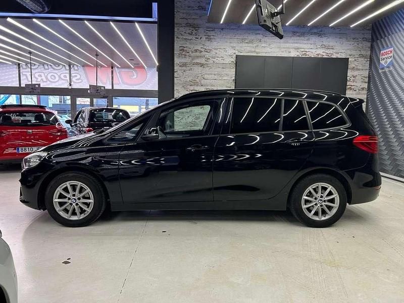 Usado BMW 218 Gran Tourer Sport Line 136 CV (100 kW) 2015 Negro Monovolumen