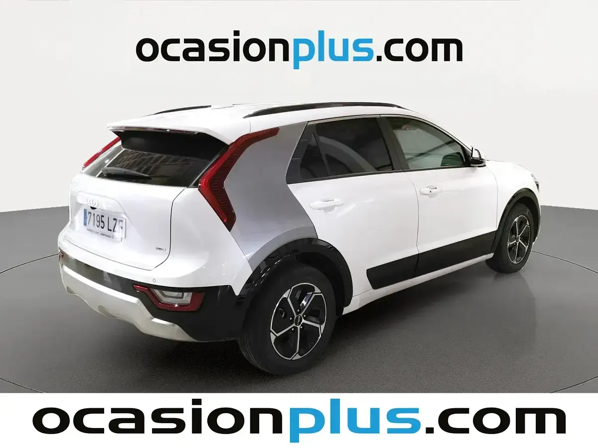 Usado Kia Niro 141 CV (103 kW) 2022 Blanco SUV