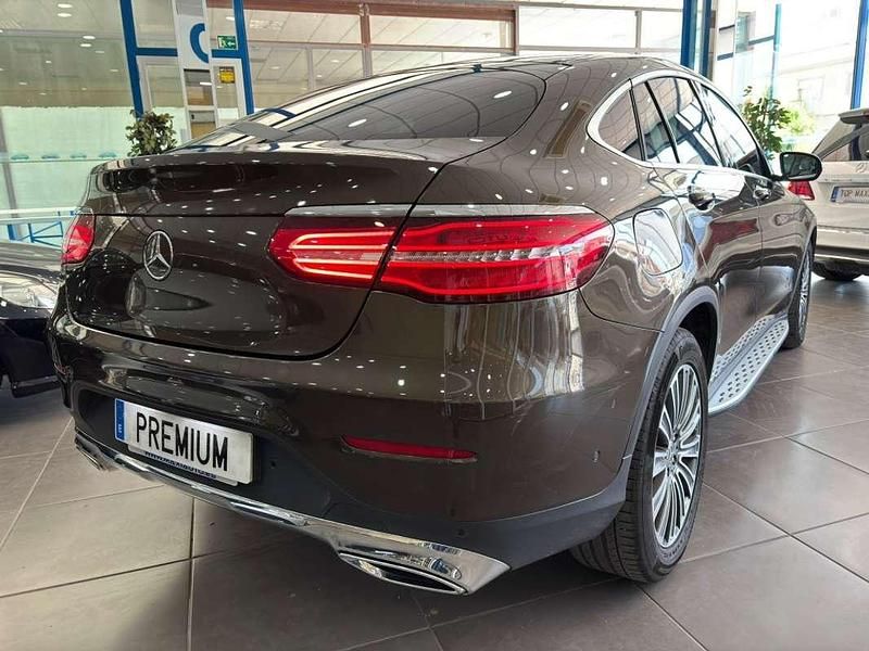 Usado Mercedes GLC350 Exclusive 258 CV (189 kW) 2018 Marrón SUV