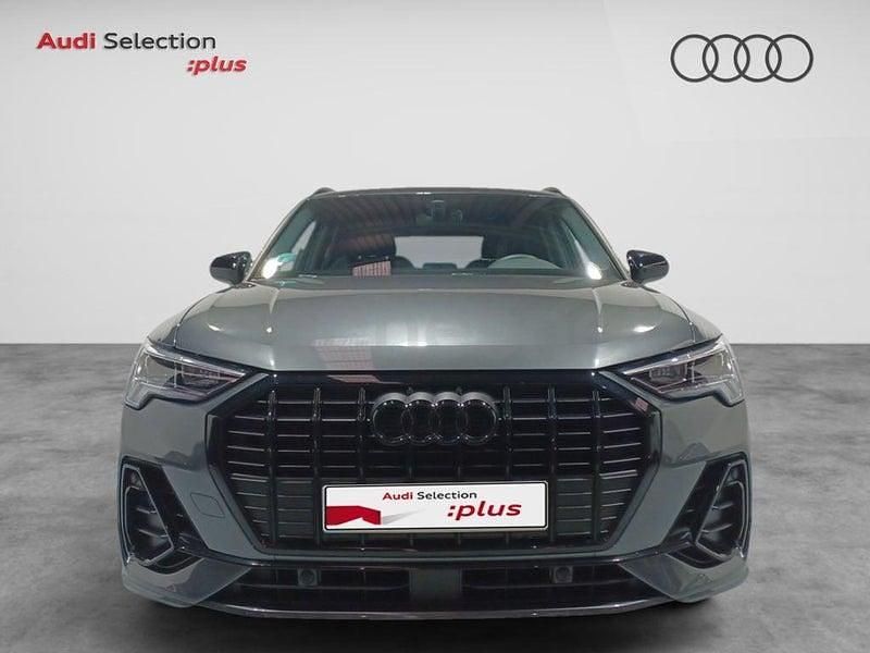 Usado Audi Q3 Ambiente 150 CV (110 kW) 2025 Gris / plata SUV