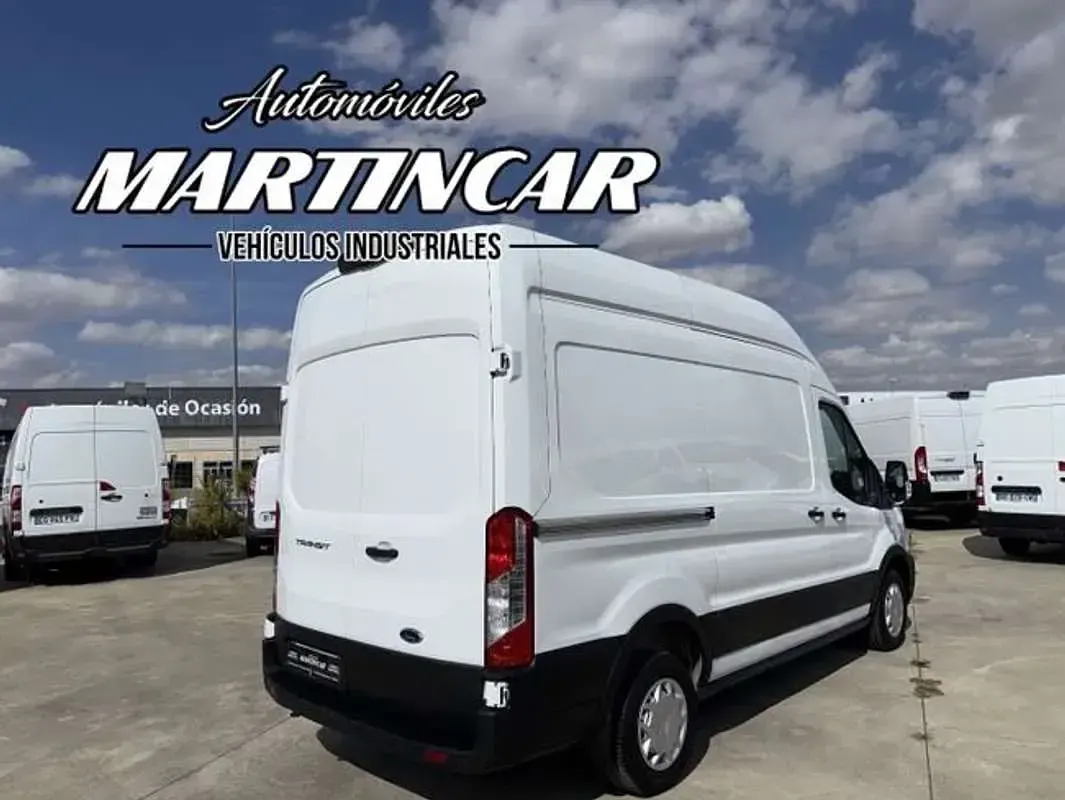 Usado Ford Transit Trend 125 CV (91 kW) 2021 Gris Van