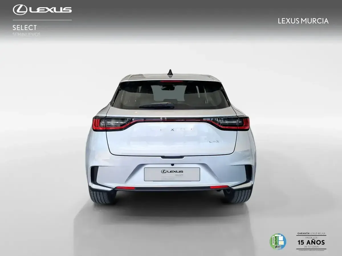 Nuevo Lexus LBX 136 CV (100 kW) 2026 Gris SUV