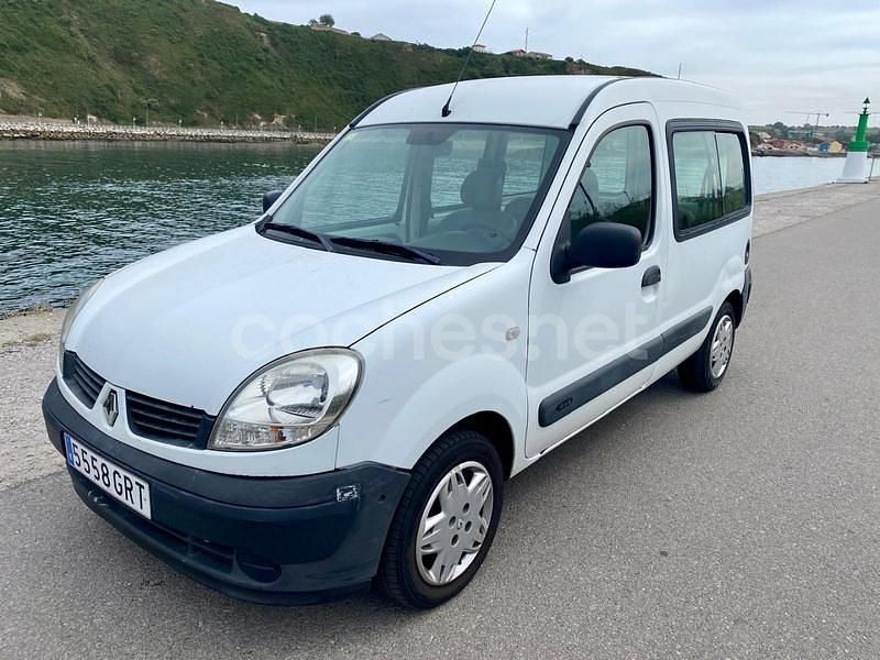 Blanco Usado 2009 Renault Kangoo Monovolumen | 2500 € (Un poco caro) - Imagen 1/4