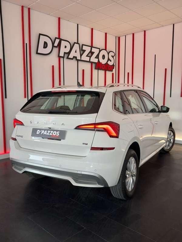 Usado Skoda Kamiq Style 110 CV (80 kW) 2021 Blanco SUV