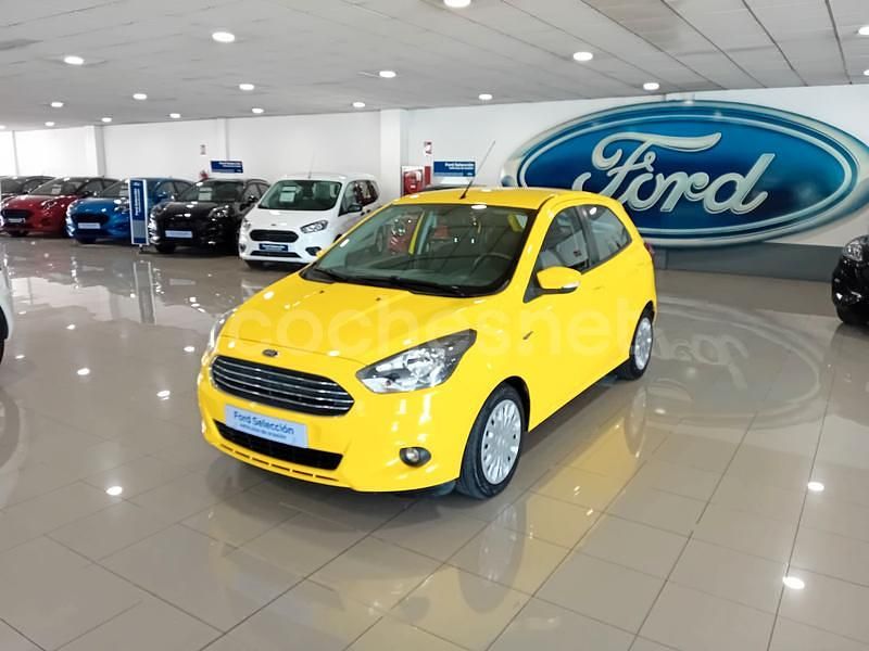 Usado Ford Ka Plus 70 CV (51 kW) 2017 Amarillo Utilitario