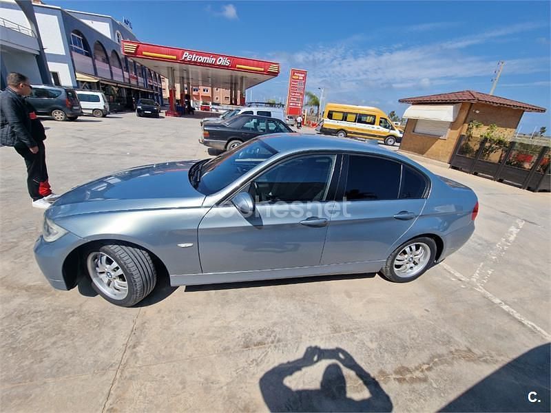 Käytetty BMW 320 150 HP (110 kW) 2007 Harmaa Sedan