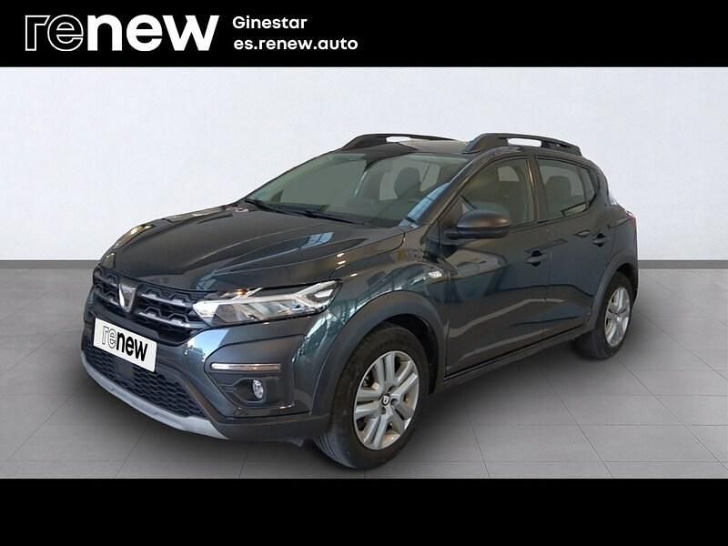 Usado Dacia Sandero Essentiel 91 CV (66 kW) 2021 Gris Berlina