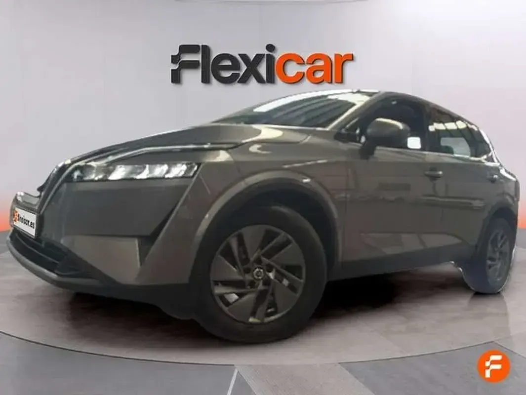 Usado Nissan Qashqai Acenta 158 CV (116 kW) 2022 Gris SUV