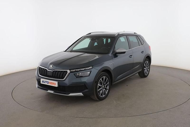Gris Usado 2021 Skoda Kamiq ScoutLine SUV | 19.299 € (Precio justo) - Imagen 1/3