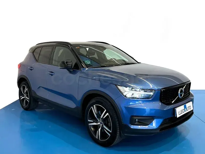 Usado Volvo XC40 R-Design 190 CV (139 kW) 2018 Azul SUV