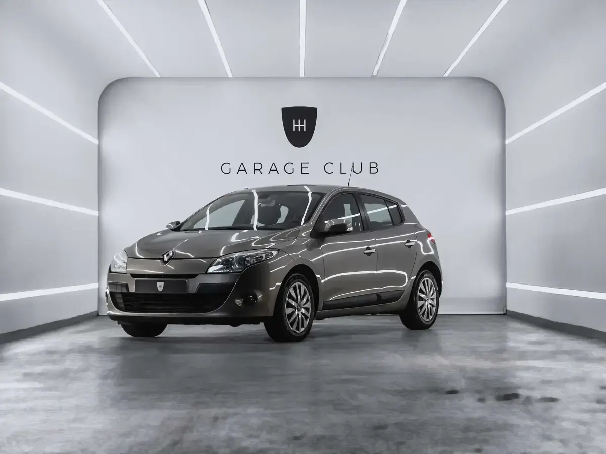 Usado Renault Mégane 106 CV (77 kW) 2010 Berlina