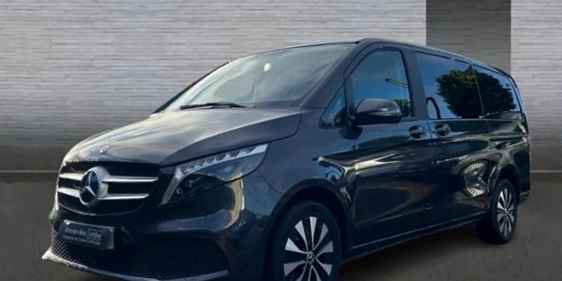 Usado Mercedes V250 190 CV (139 kW) 2023 Grisnegro Monovolumen