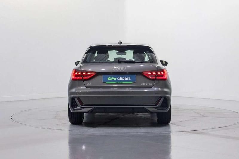Usado Audi A1 Sportback Premium 95 CV (69 kW) 2020 Gris Utilitario