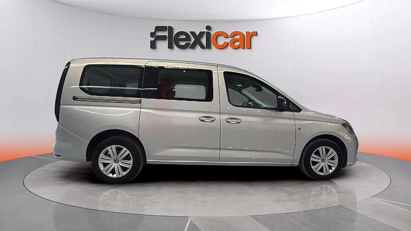 Usado VW Caddy Maxi 122 CV (89 kW) 2024 Gris Monovolumen