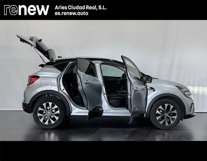 Usado Renault Captur Techno 140 CV (102 kW) 2024 Gris SUV