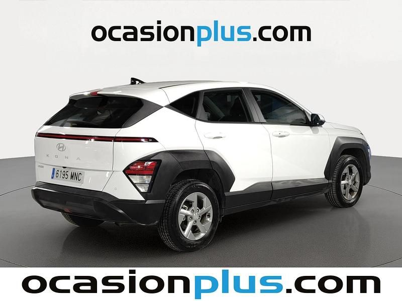 Usado Hyundai Kona 120 CV (88 kW) 2024 Blanco SUV
