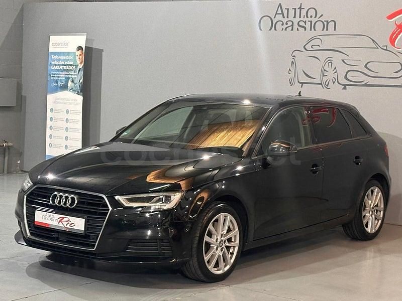 Usado Audi A3 150 CV (110 kW) 2019 Negro Berlina