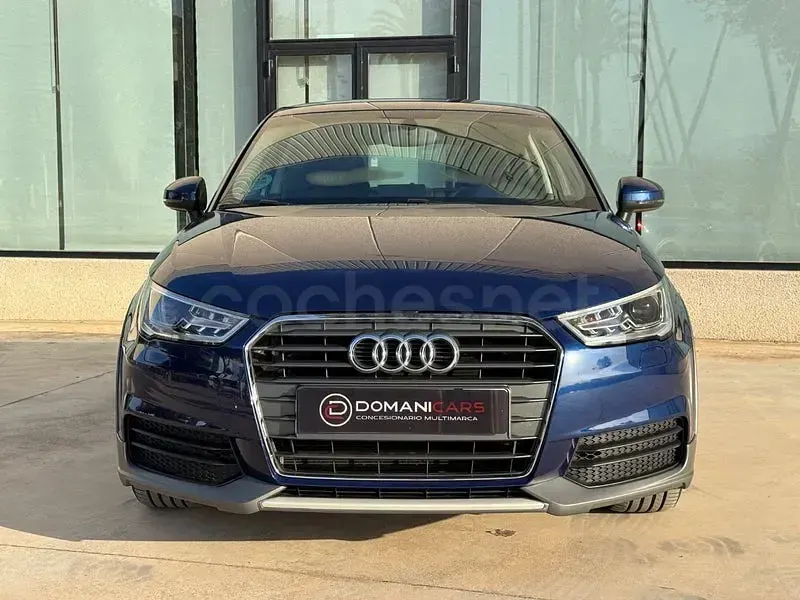 Usado Audi A1 Attraction 116 CV (85 kW) 2016 Azul Utilitario