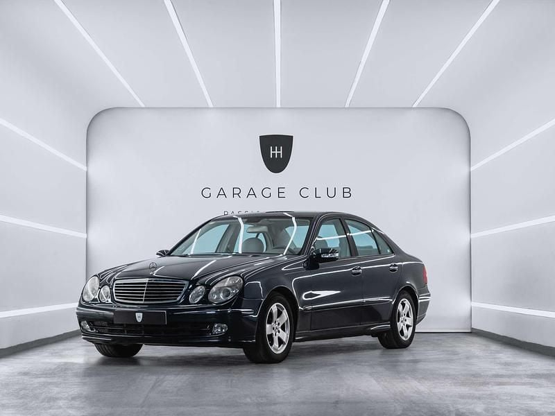 Azul Usado 2003 Mercedes E320 Classic Berlina | 6999 € (Precio justo) - Imagen 1/4