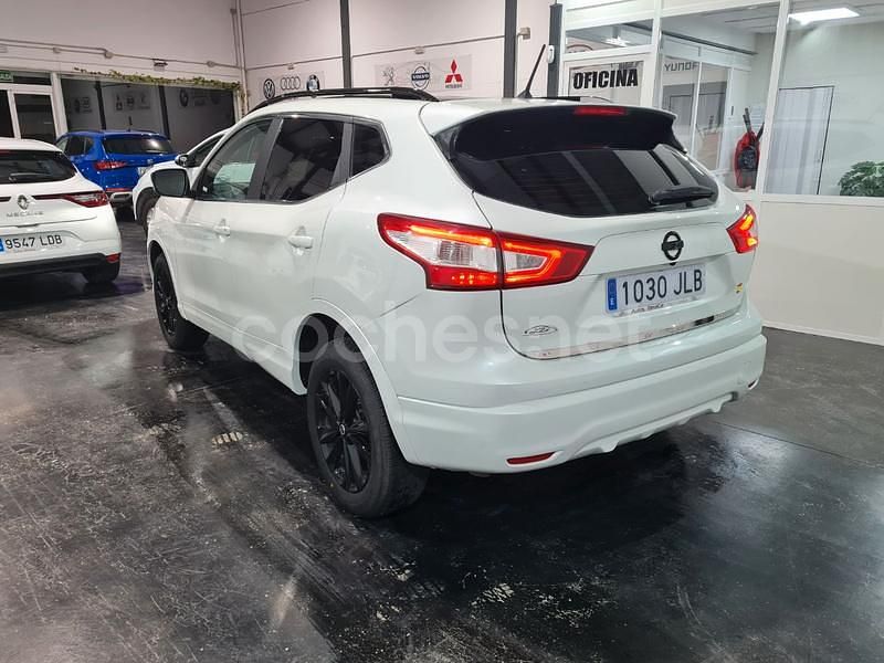 Usado Nissan Qashqai Acenta 130 CV (95 kW) 2016 Blanco SUV