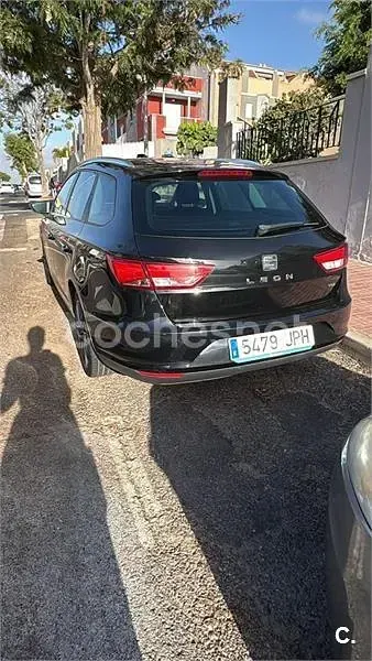 Usado Seat Leon ST CONNECT 110 CV (80 kW) 2016 Negro Familiar