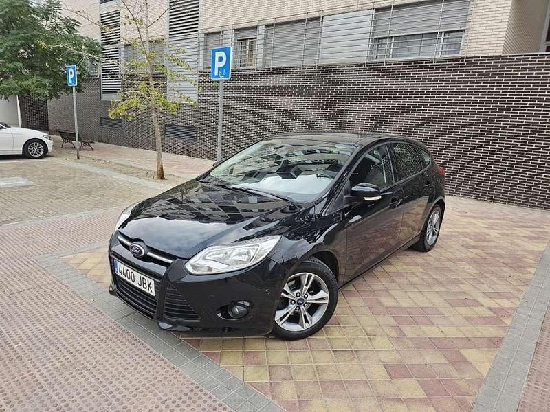 Negro Usado 2014 Ford Focus Titanium Utilitario | 6400 € (Precio justo) - Imagen 1/4