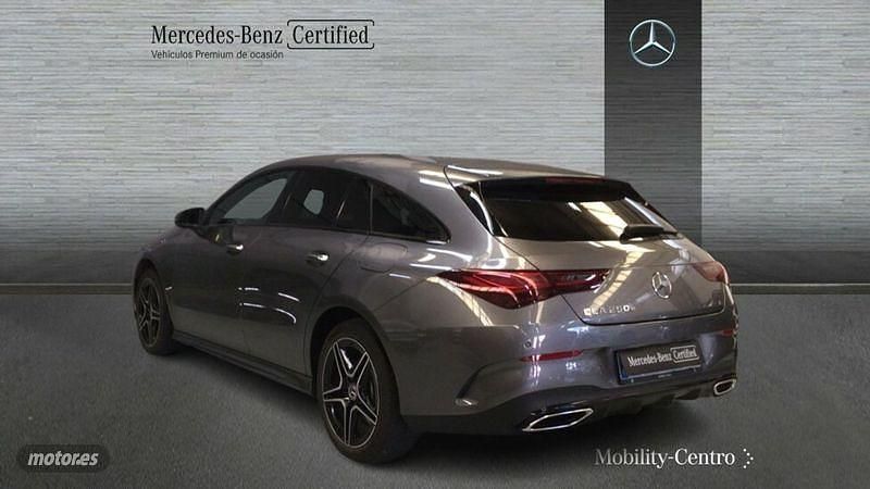 Usado Mercedes CLA250e Shooting Brake 218 CV (160 kW) 2025 Gris Familiar