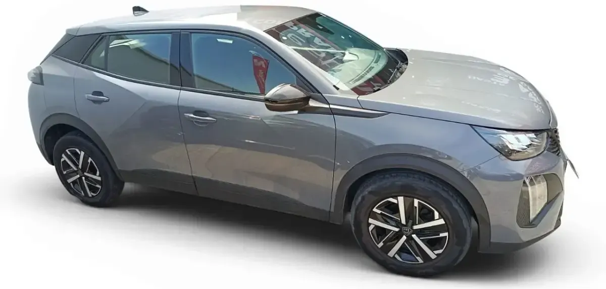 Usado Peugeot 2008 Active 101 CV (74 kW) 2023 Gris SUV